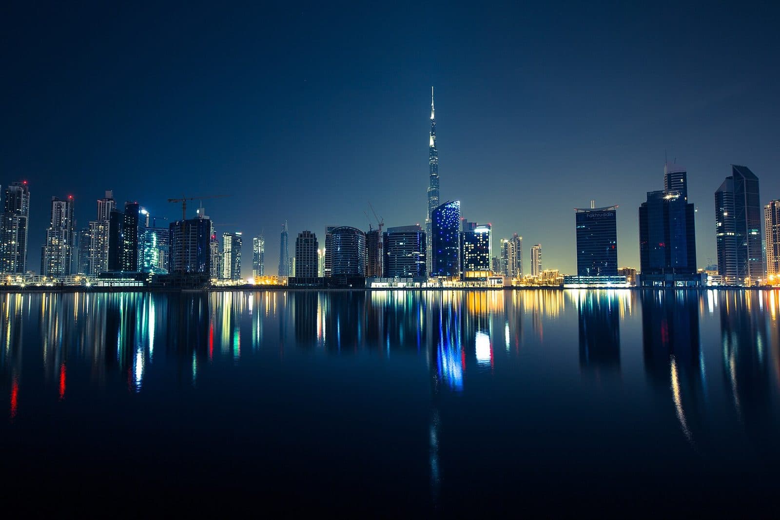 Car towing and recovery in Dubai