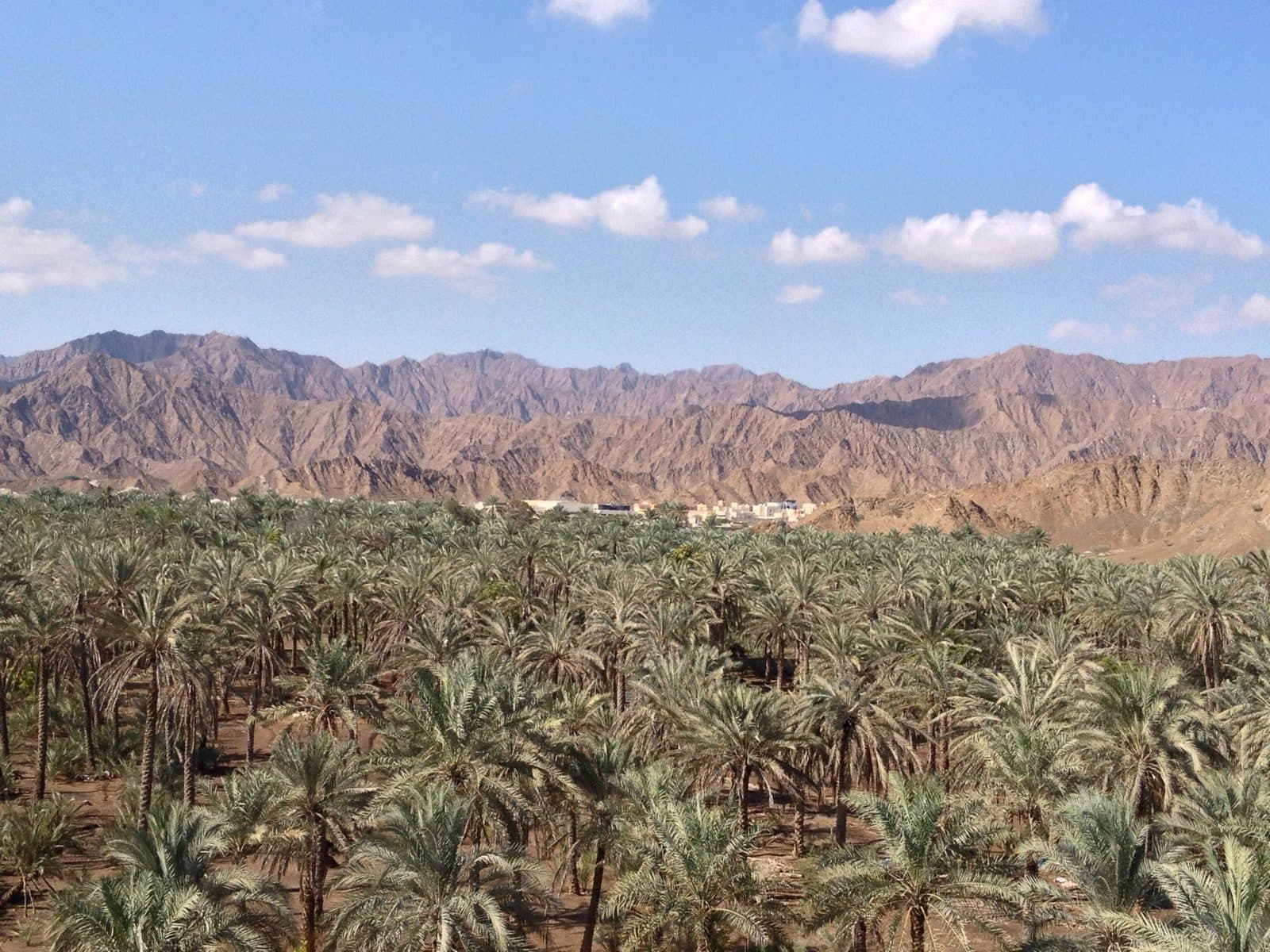 Car towing and recovery in Fujairah